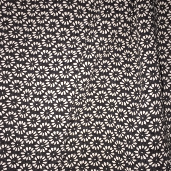 Mini Skirt - Picture 3 of 3